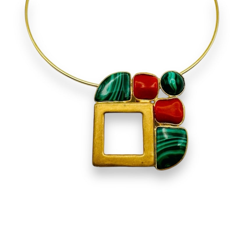 Spilla/Ciondolo in Argento Dorato con Corallo e Malachite