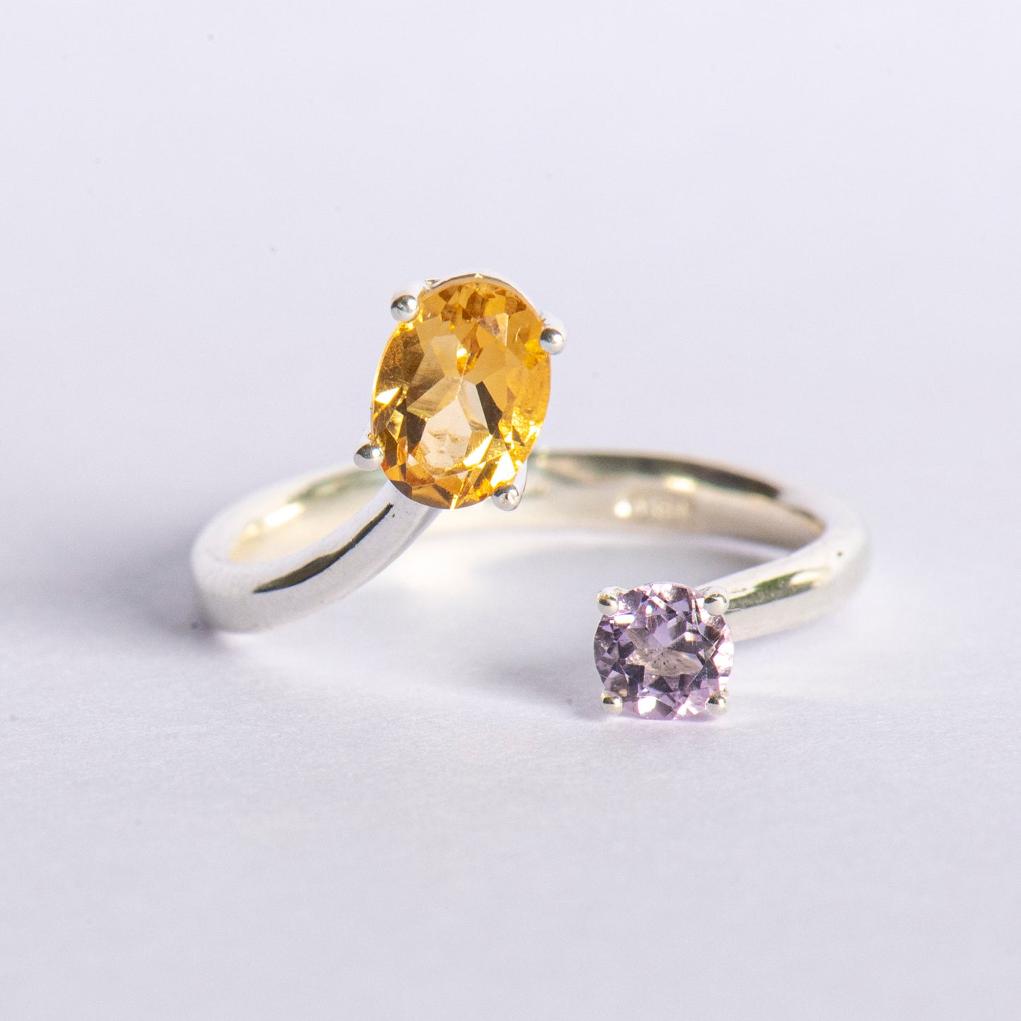 Anello "Andromeda" in Argento Rodiato - Citrino