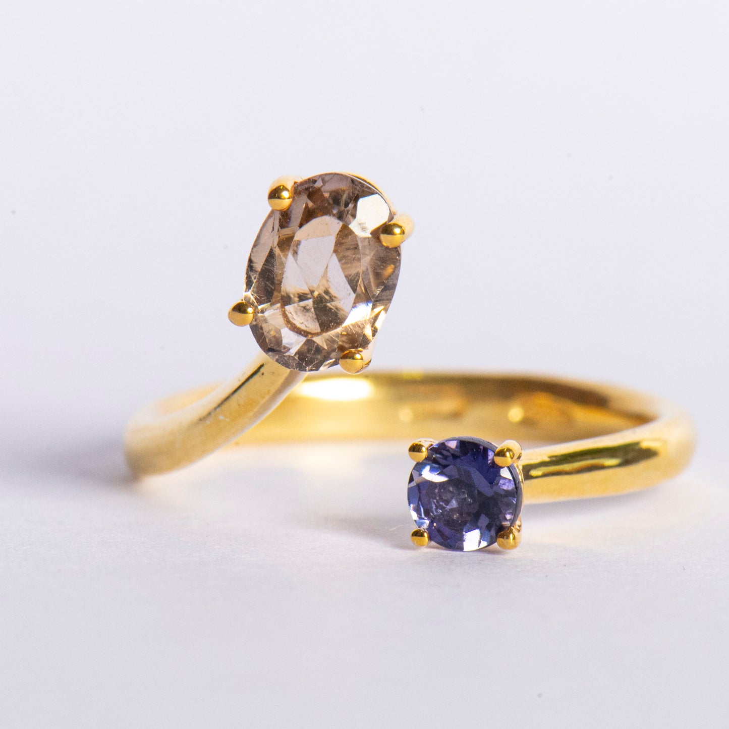 Anello "Andromeda" in Argento Dorato - Fumè