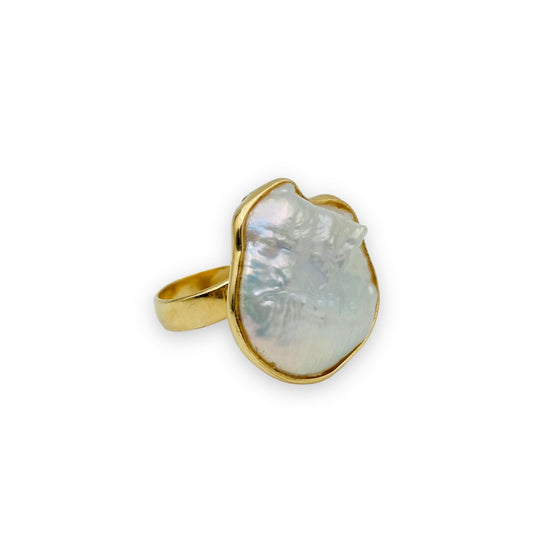 Anello Perla coltivata free shape.